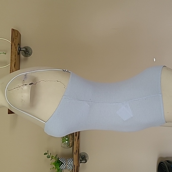 Hollister Bodysuit - Picture 3 of 7